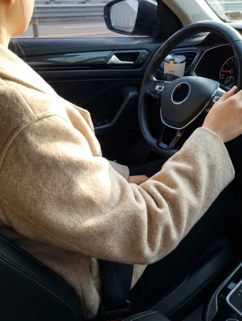 운전할 때 편한 여성 하프 코트, 30대 직장인 차 출퇴근룩