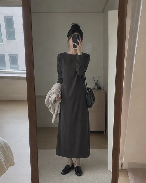 추석 가족 외식에 어울리는 차분한 가을 롱원피스 코디